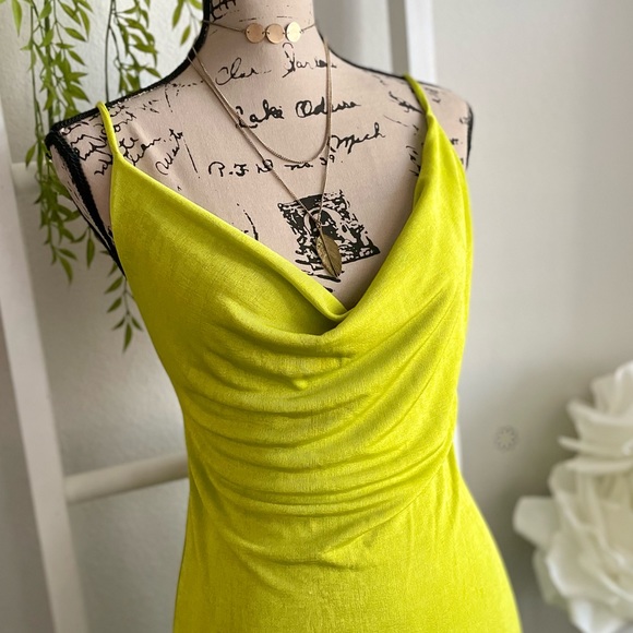 Lime Green Backless Plunging Neckline Mini Dress Large - Picture 5 of 9